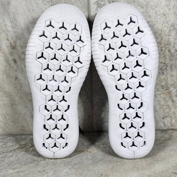 Nike Free Rn Flyknit 2018 Men's Running Shoes Size 9, 10 & 13 White Black - Picture 11 of 11